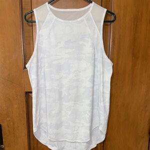 Lululemon Women's White / gray Camo Tank Top sz 10